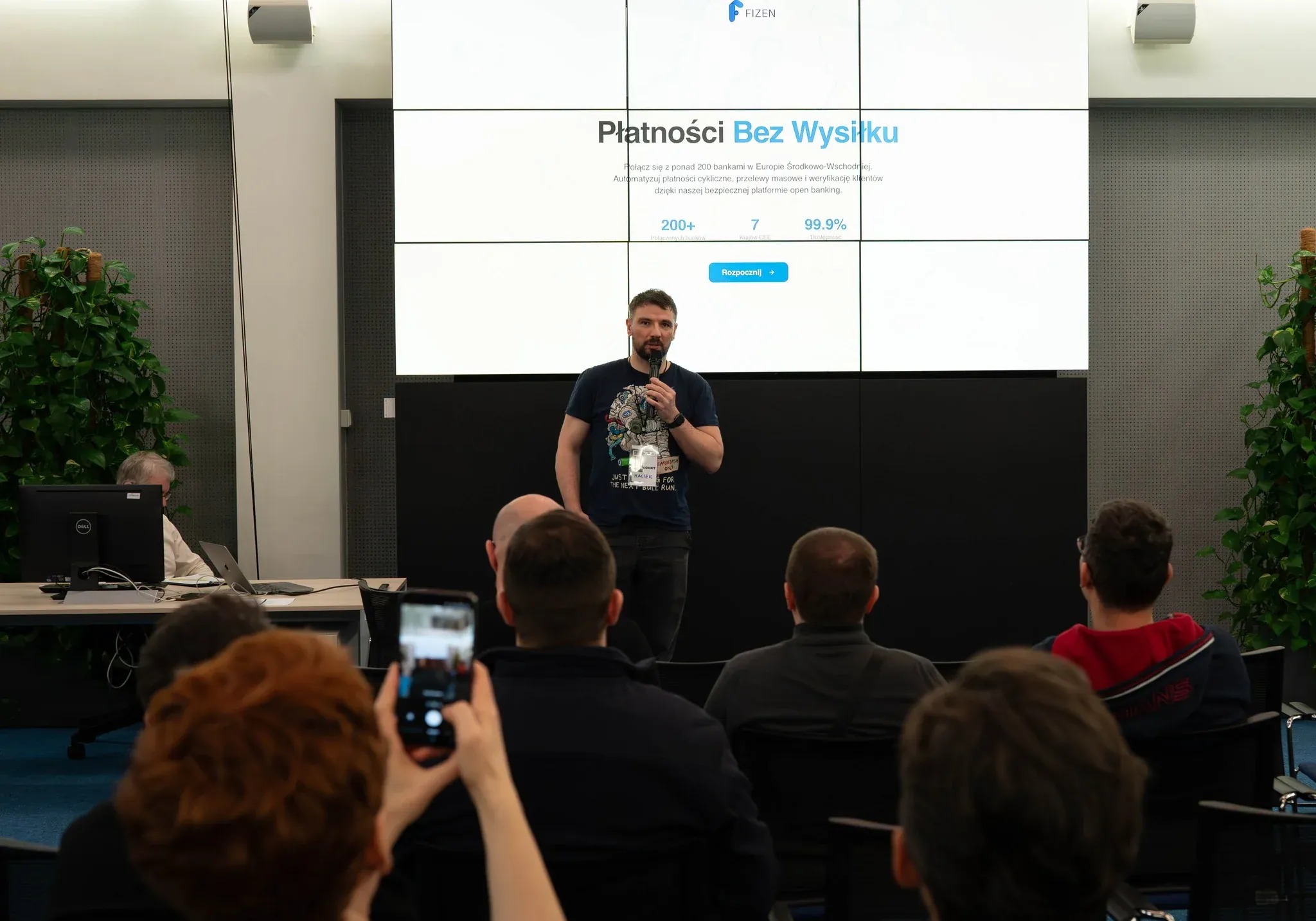 Speakers at Beyond the Product #2 – Maciej Krasowski on fintech